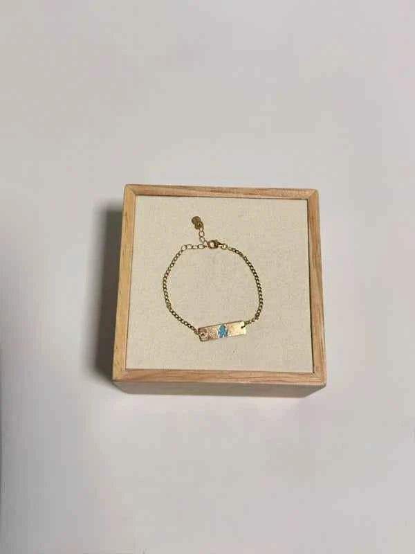 Bracelet en or 375 – Plaque enfant garçon émaillée bleue