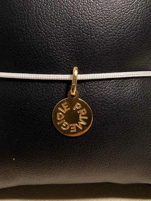Pendentif en or 750 – Motif émaillé rose