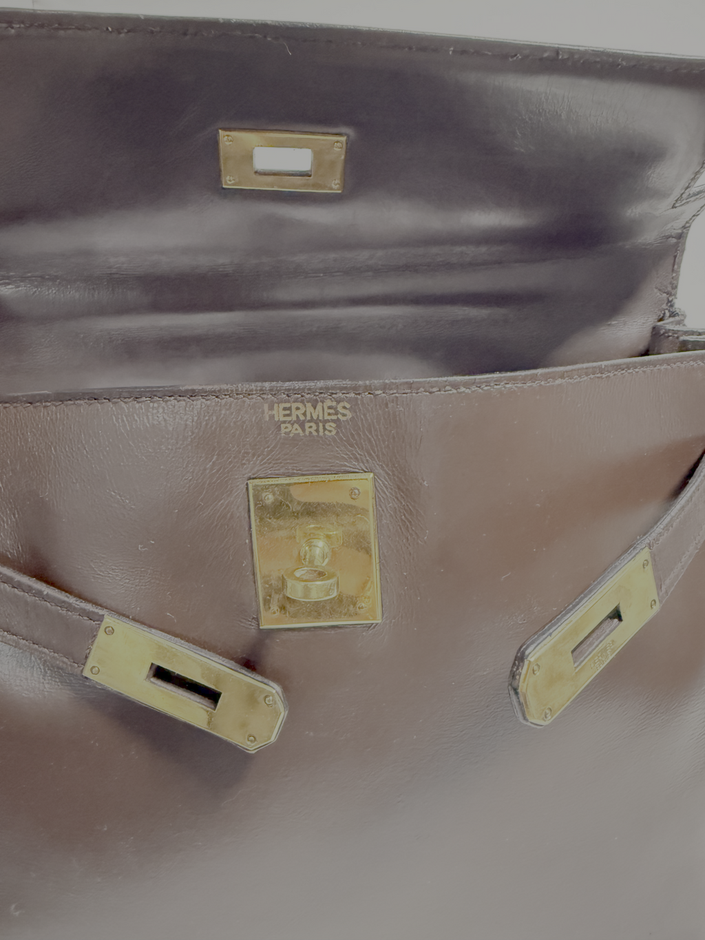 Hermès Kelly 32 Retourné 1972– Box Cacao – Vintage – Fermoir Or