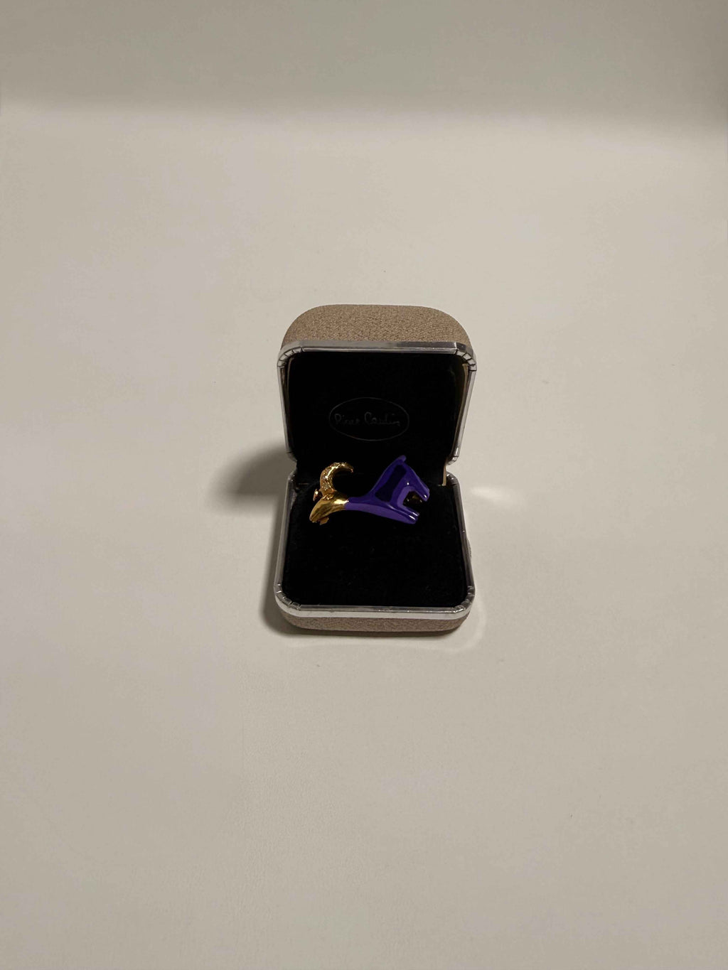 Broche Chevre Pierre Cardin