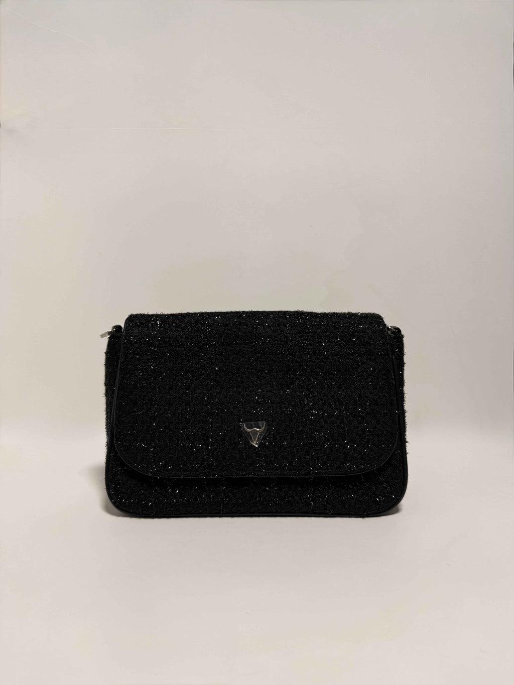 Petit sac en tweed noir – chaîne argentée & bandoulière amovible
