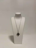 Collier Pendentif Carré